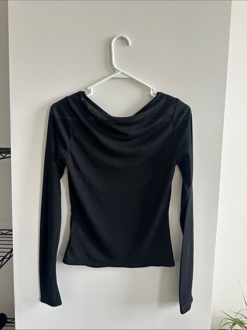Reformation sheer top - Picture 3 of 4
